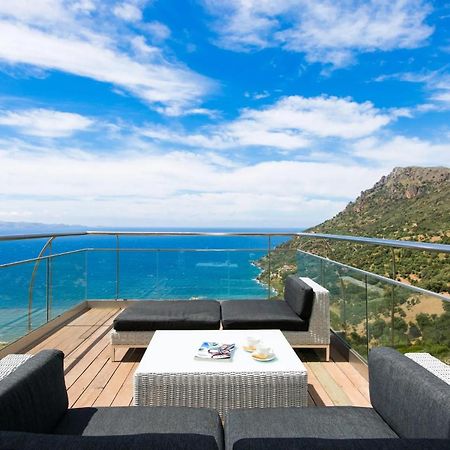 Beachfront Ravdoucha Epavlis Eleni Villa - Pool, Hot Tub, Gym, Sauna, Private Parking, Wifi 干尼亞 外观 照片