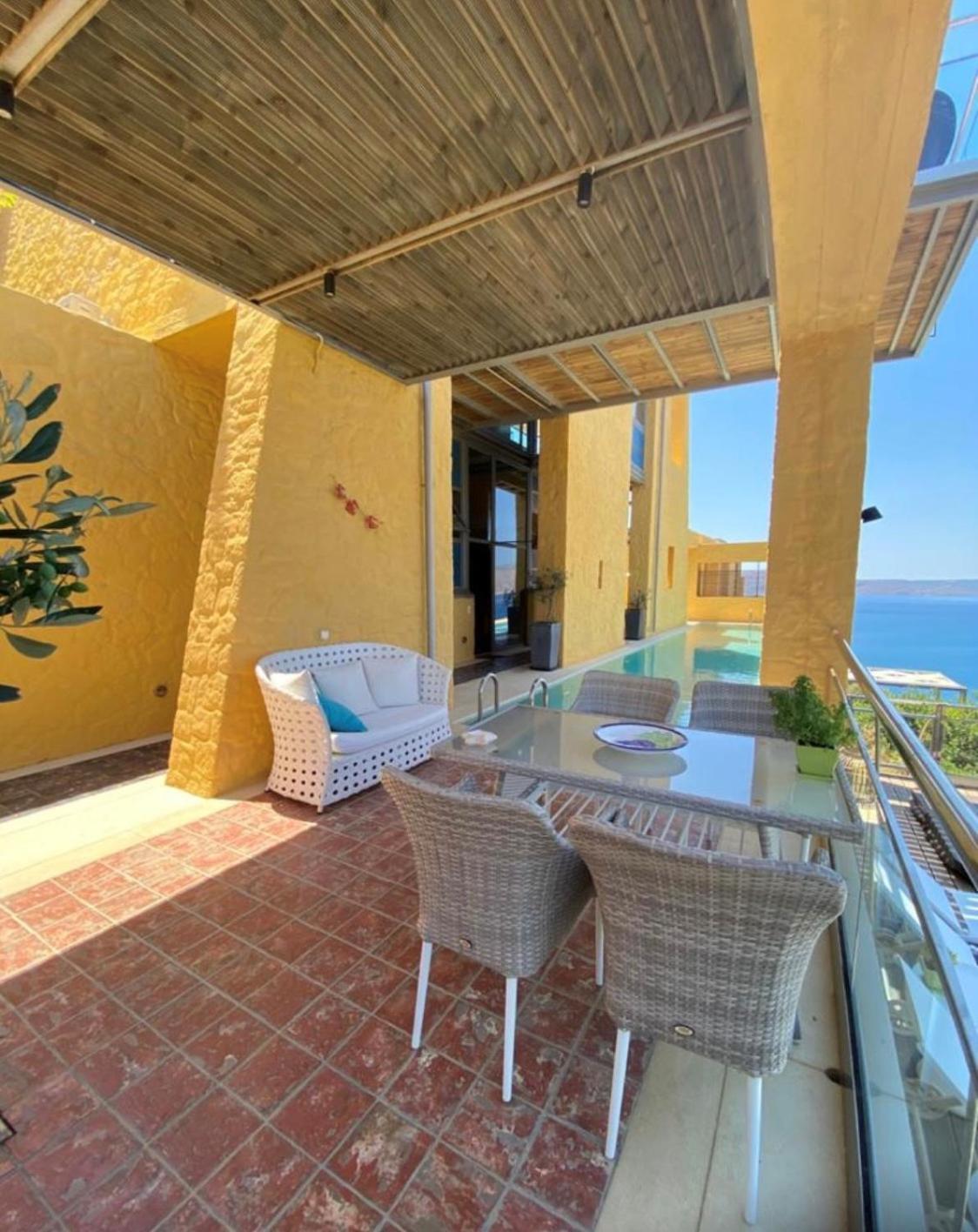 Beachfront Ravdoucha Epavlis Eleni Villa - Pool, Hot Tub, Gym, Sauna, Private Parking, Wifi 干尼亞 外观 照片