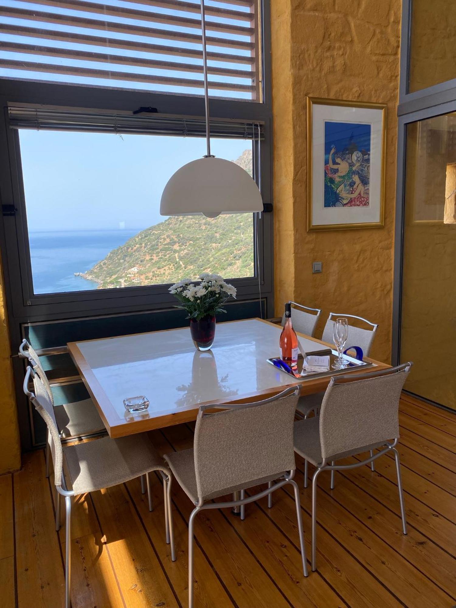Beachfront Ravdoucha Epavlis Eleni Villa - Pool, Hot Tub, Gym, Sauna, Private Parking, Wifi 干尼亞 外观 照片