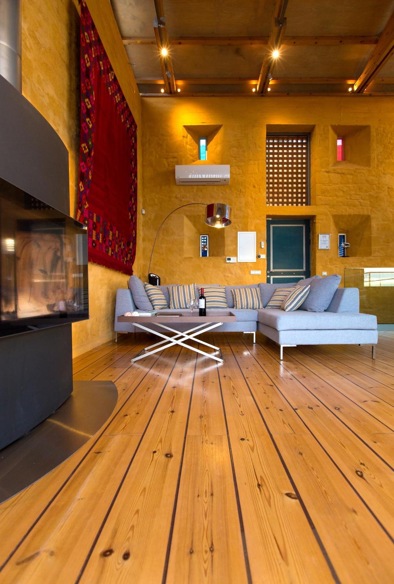 Beachfront Ravdoucha Epavlis Eleni Villa - Pool, Hot Tub, Gym, Sauna, Private Parking, Wifi 干尼亞 外观 照片
