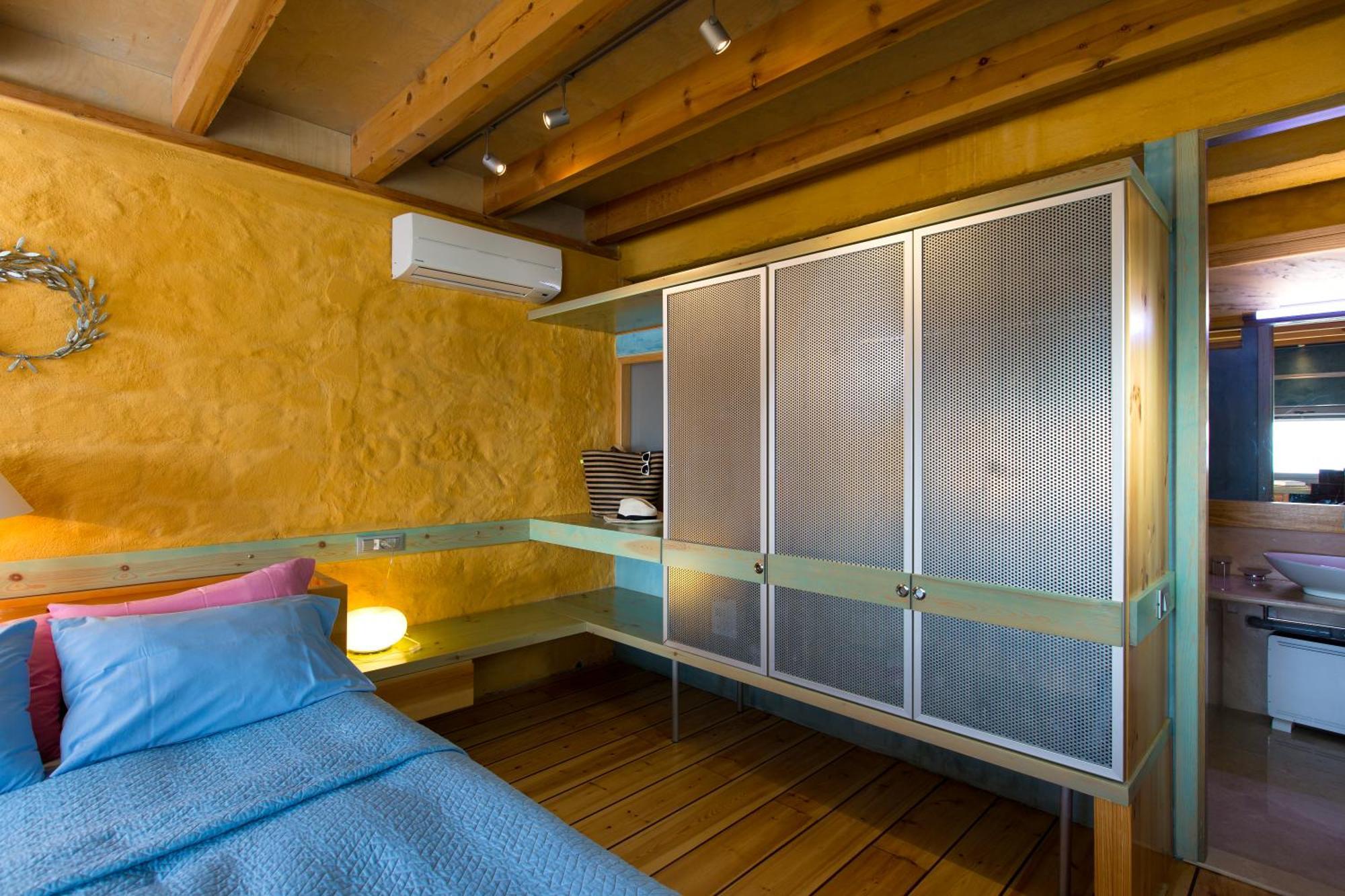 Beachfront Ravdoucha Epavlis Eleni Villa - Pool, Hot Tub, Gym, Sauna, Private Parking, Wifi 干尼亞 外观 照片