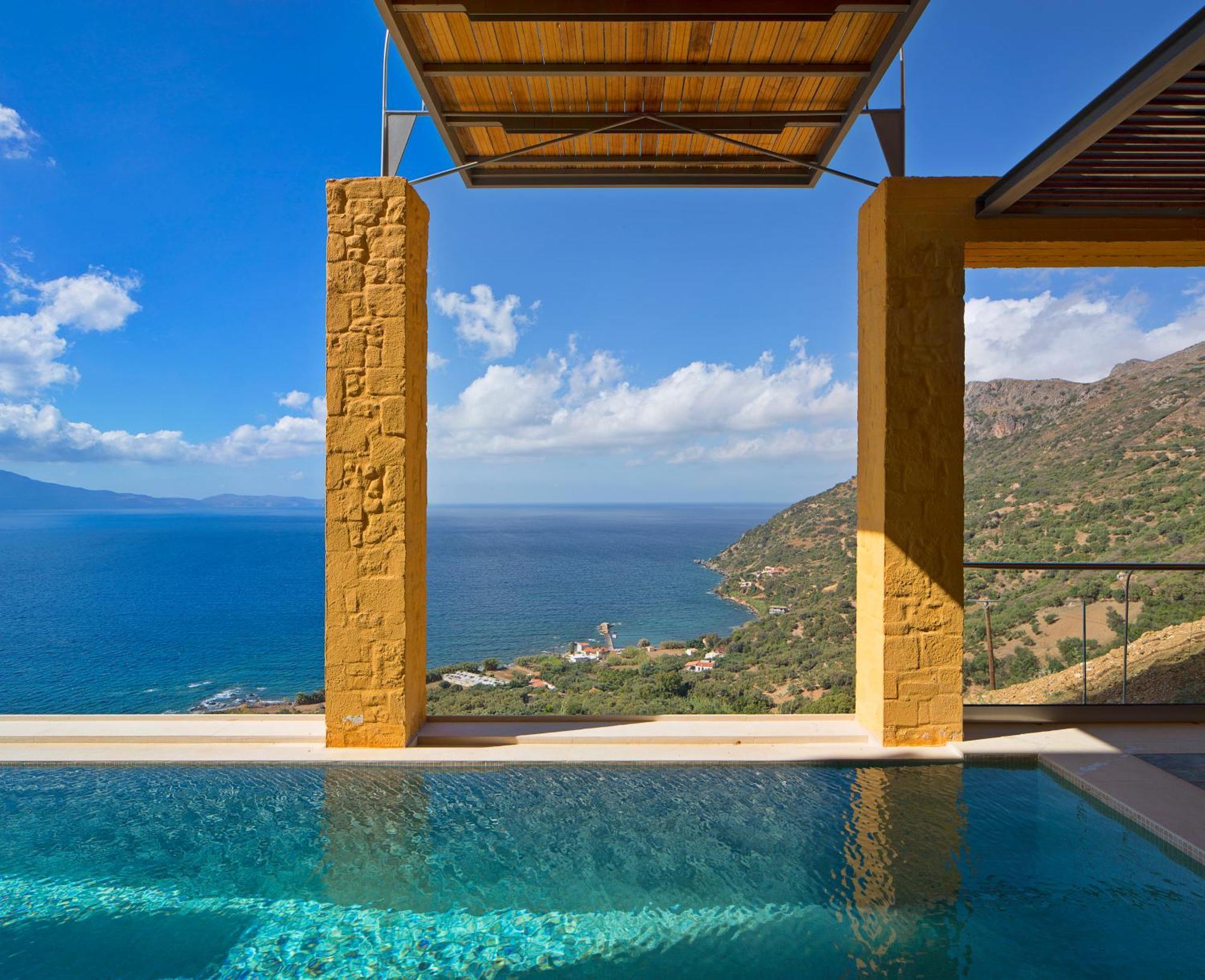 Beachfront Ravdoucha Epavlis Eleni Villa - Pool, Hot Tub, Gym, Sauna, Private Parking, Wifi 干尼亞 外观 照片